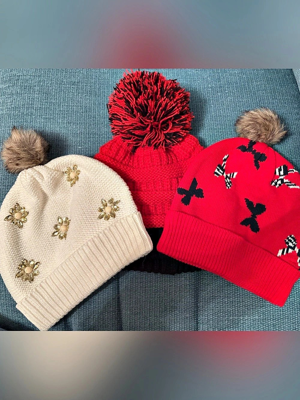 Crown & Ivy Three-Piece Pom-Pom Beanie Set Red & Cream Like New